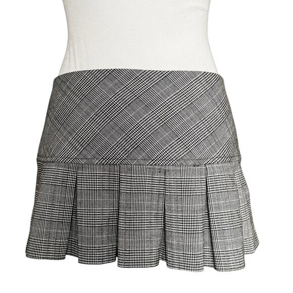 Charlotte Russe Y2K micro mini skirt plaid academia schoolgirl alt grunge size L - Picture 10 of 10